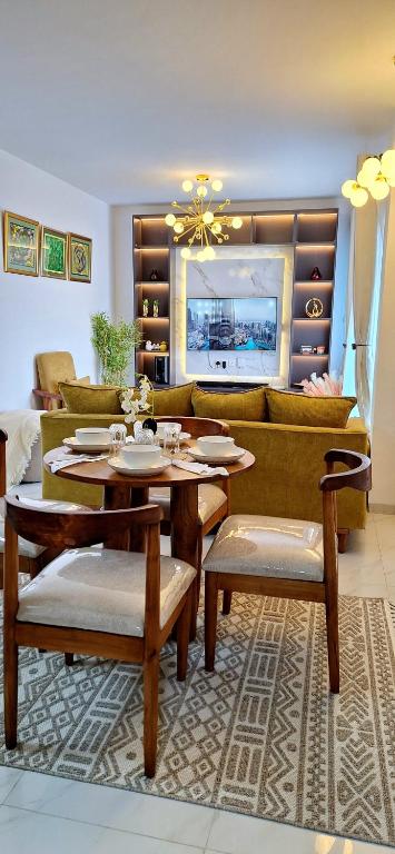 Modern & Chic 1BRM w heated pool, lounge and Gym, Nairobi