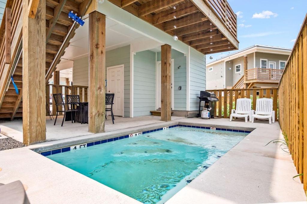 Anchor House - Private Pool Ocean Views Golf Cart, Port Aransas