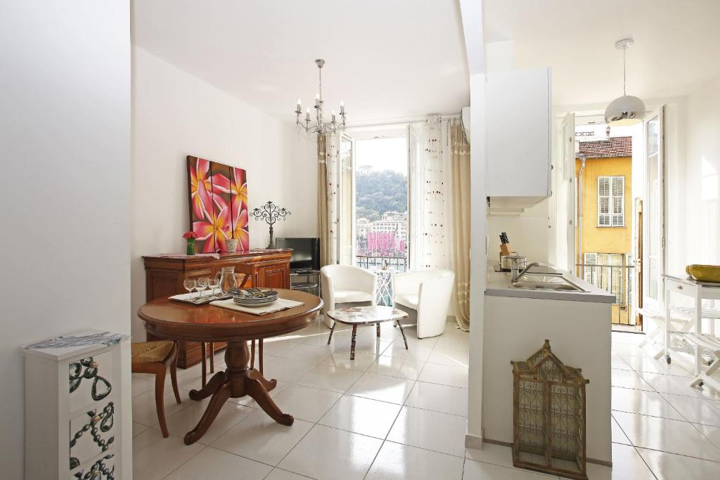 AIGUE-MARINE - Superbe appartement Vue Mer 4 personnes au Port de Nice - 4