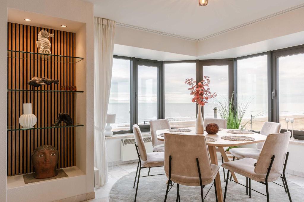 Huswell - Stylish Apartment with Sea View, Ostende