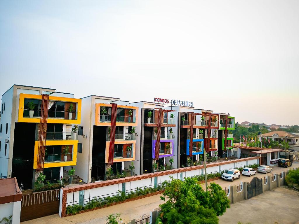 Condos De La ChiChi, Kumasi