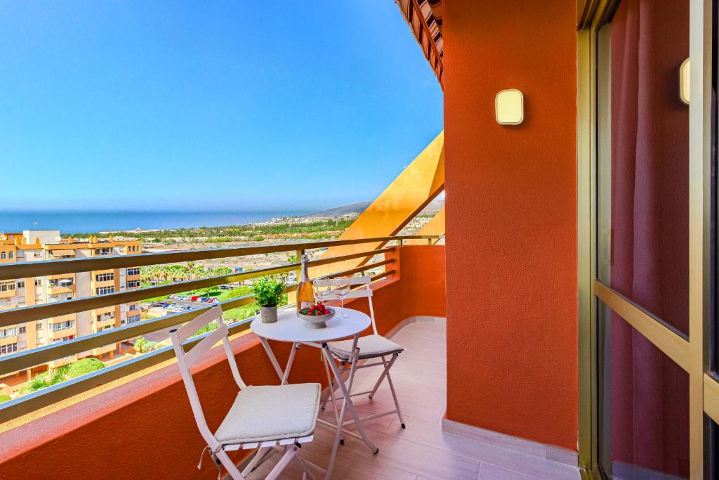 Penthouse Pool Los Cristianos Beach - 1