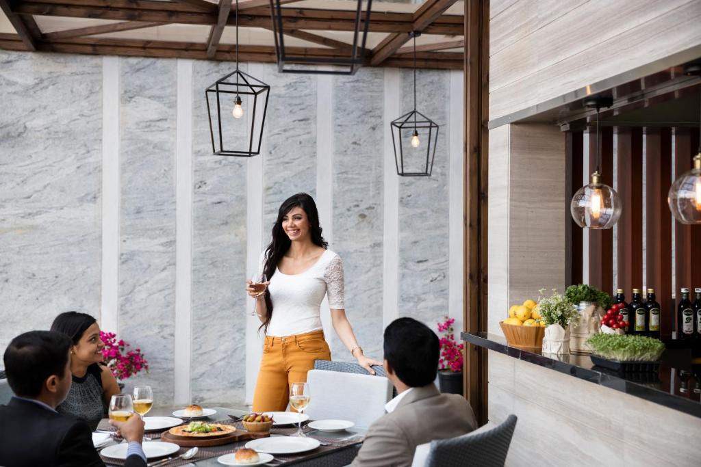 Bar/lounge