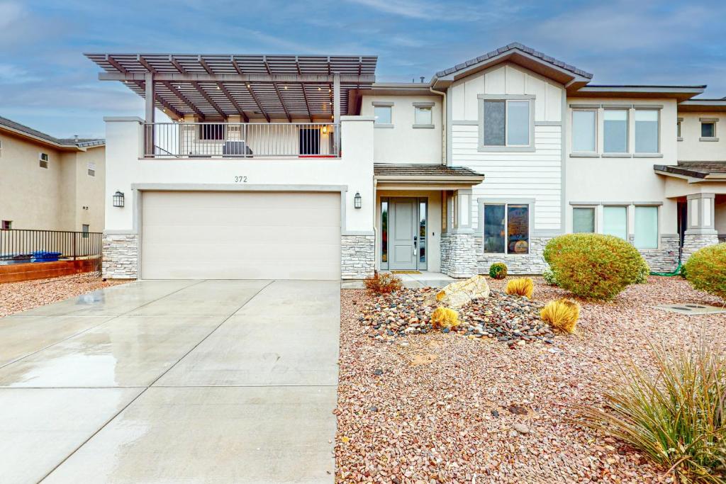 Zion Village PLAYcation - 1, Hurricane