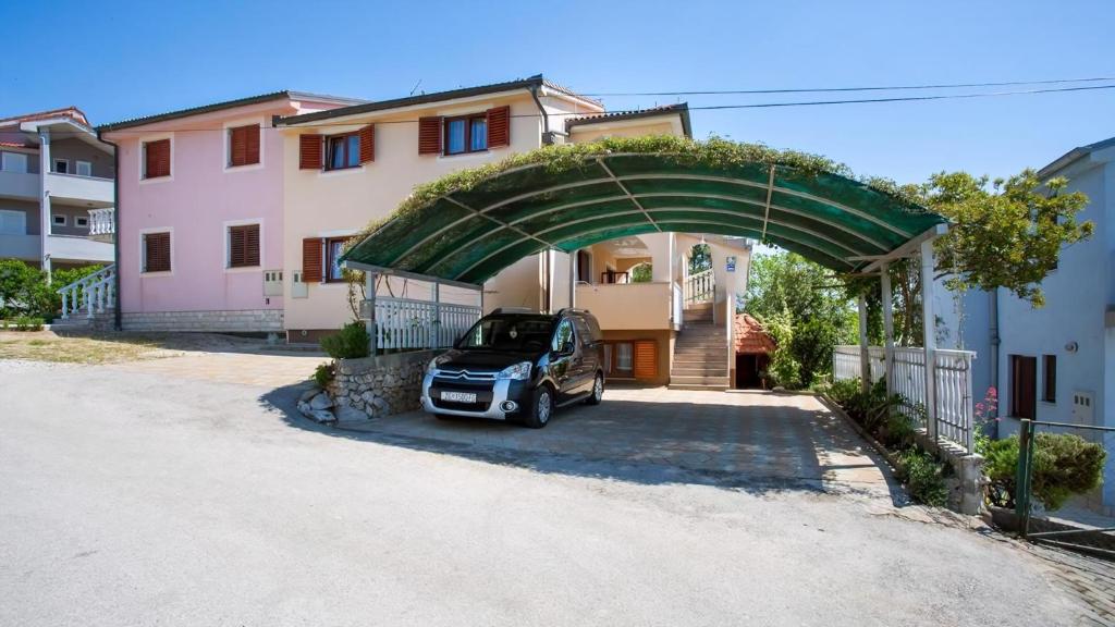 Gemütliche Wohnung Branko 2, Šilo