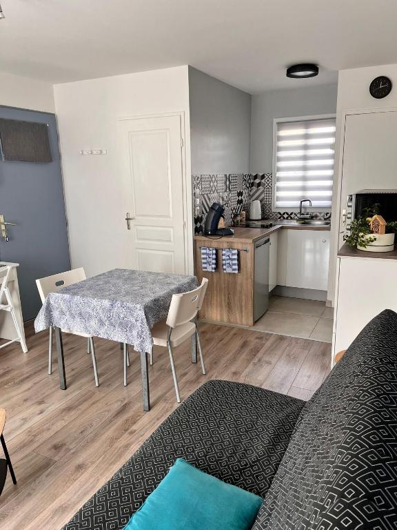 Studio avec grand balcon Marin - 2