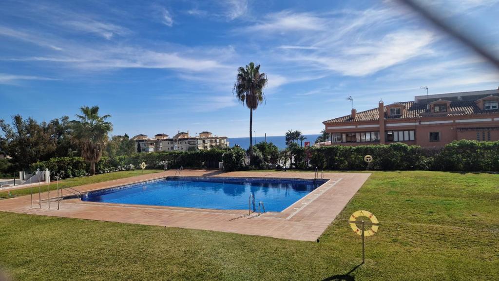 Beautiful apartment in Calahonda beach, Sitio de Calahonda