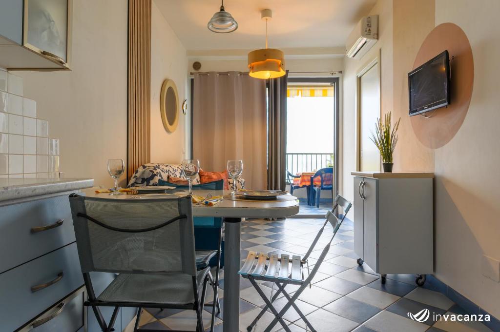 Bilocale Mayra Fronte Mare - InVacanza, Alba Adriatica