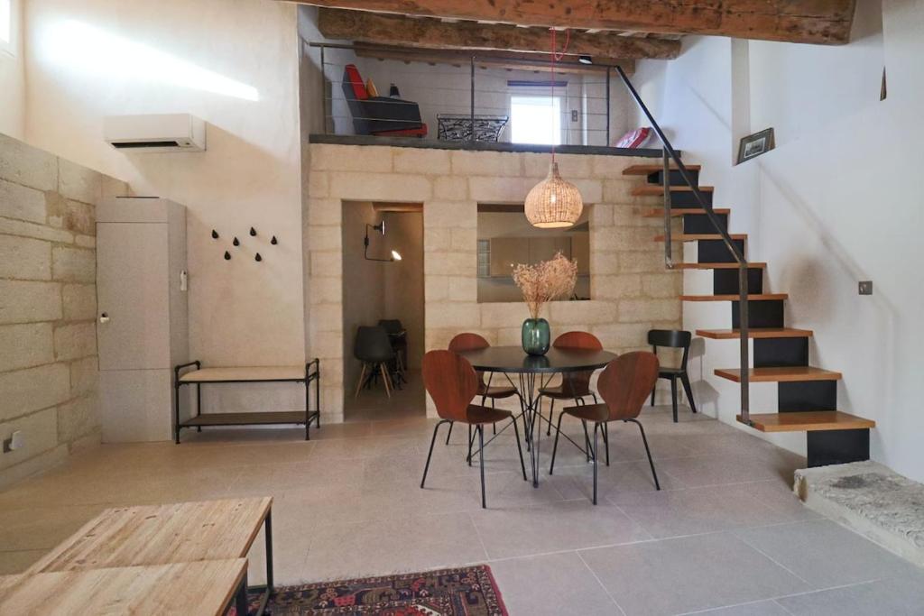 Douceur Uzétienne Appartement de Caractère Climatisé - 3
