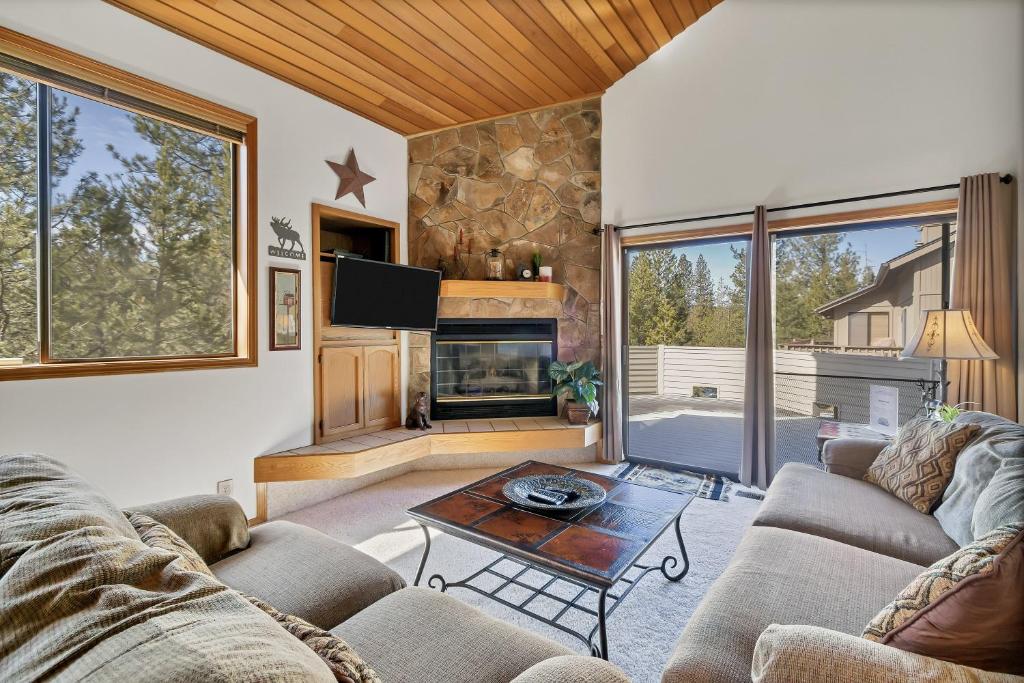 8 Crag, Sunriver
