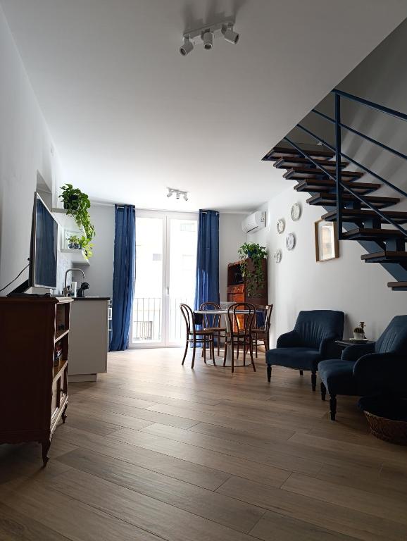 Liberty Blue House - 2