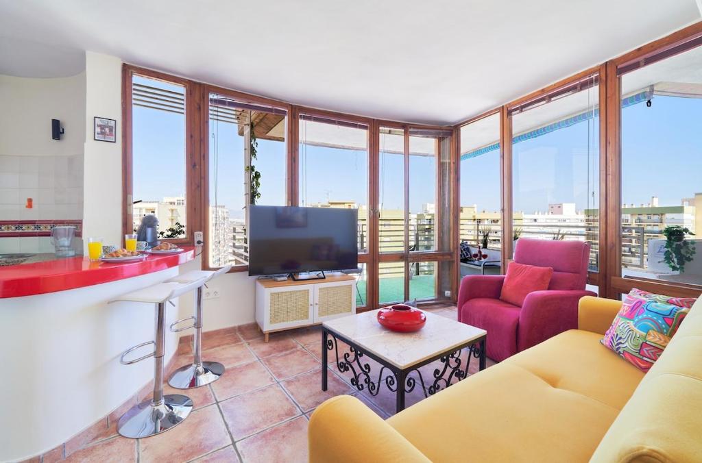 Ocean Views & Remote Work, Torremolinos