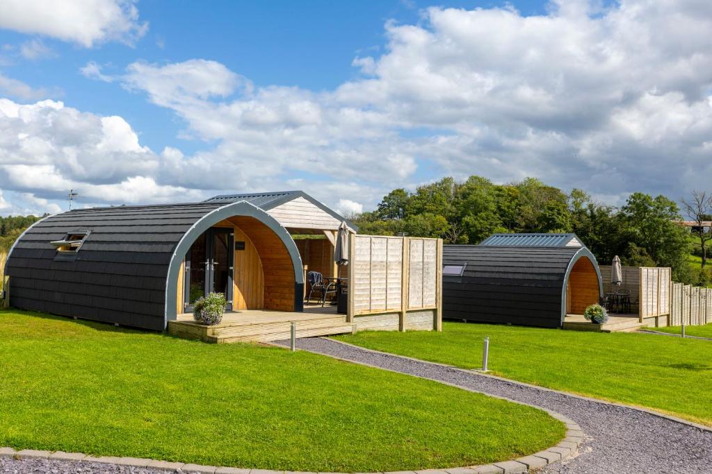 Fulshaw Mill Holidays, Stewarton - pet-friendly stay