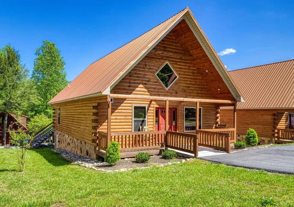 Stunning32 with Free Tickets to Dollywood,Anakeesta,Aquarium,Ziplining&MoreBeds on main level, Gatlinburg