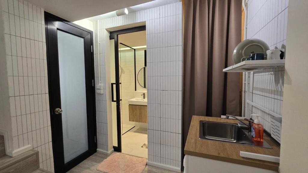 Wang Lang Hostel