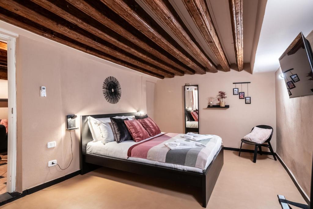 Giano Host - San Bernardo, Janov