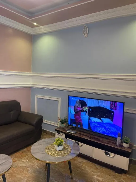 Premiere Maison GuestHouse, hotel in Limbe