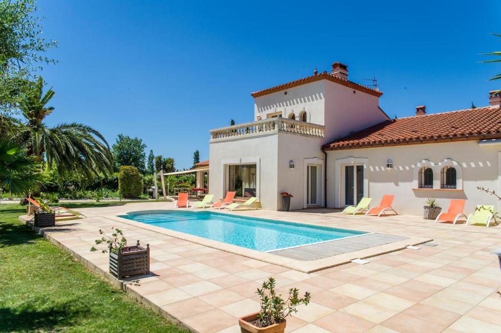 Mas Picton chambres d'hôtes piscine jardin 10 min à pied de la mer - 1