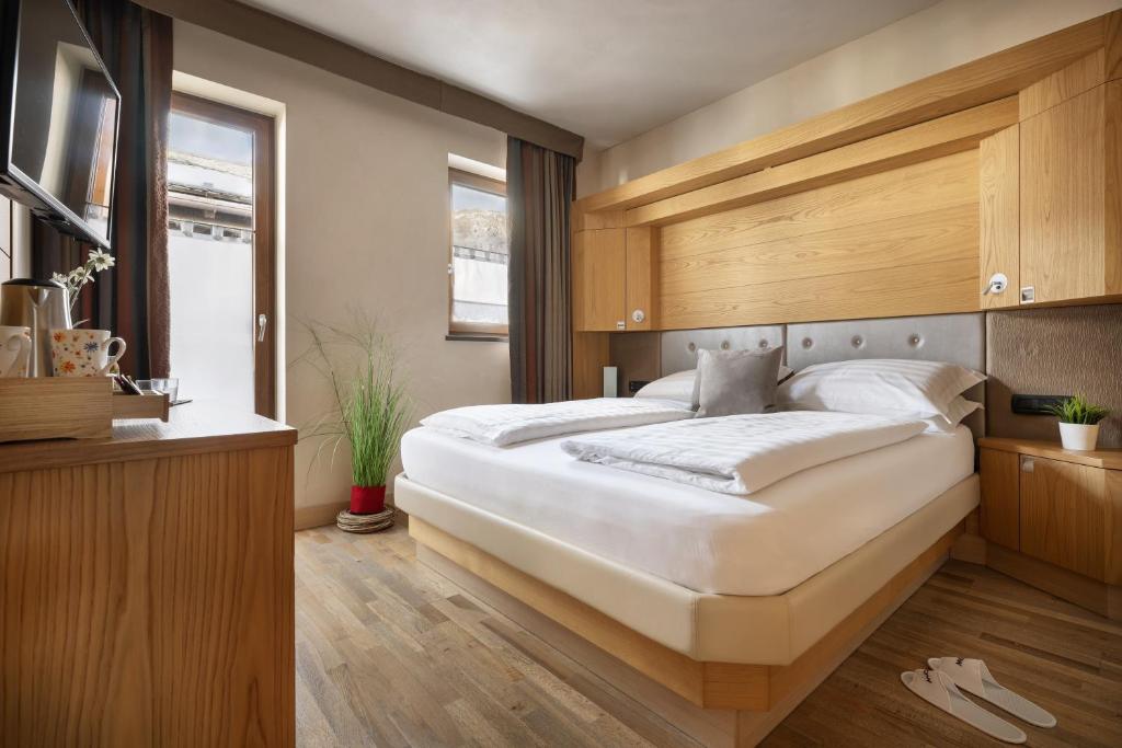 MOTA hotel - 4
