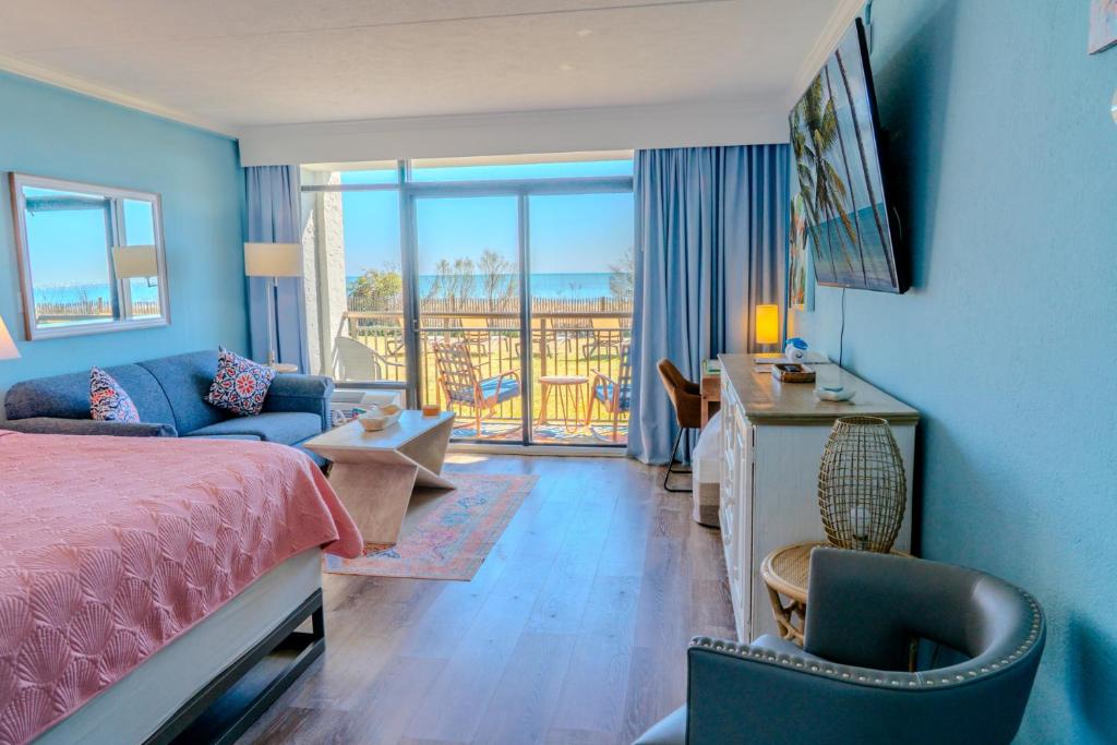 Oceanfront Suite Grande Cayman 124, Myrtle Beach