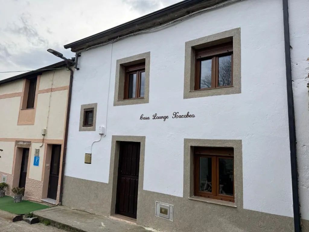 Casa Lounge Xacobeo，位于特里亚卡斯特拉的酒店
