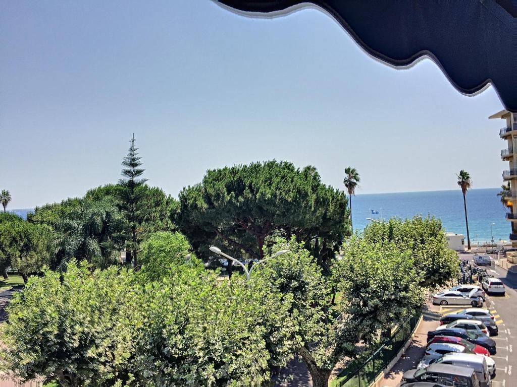 Emplacement idéal, terrasse vue mer 321L SEB - 3