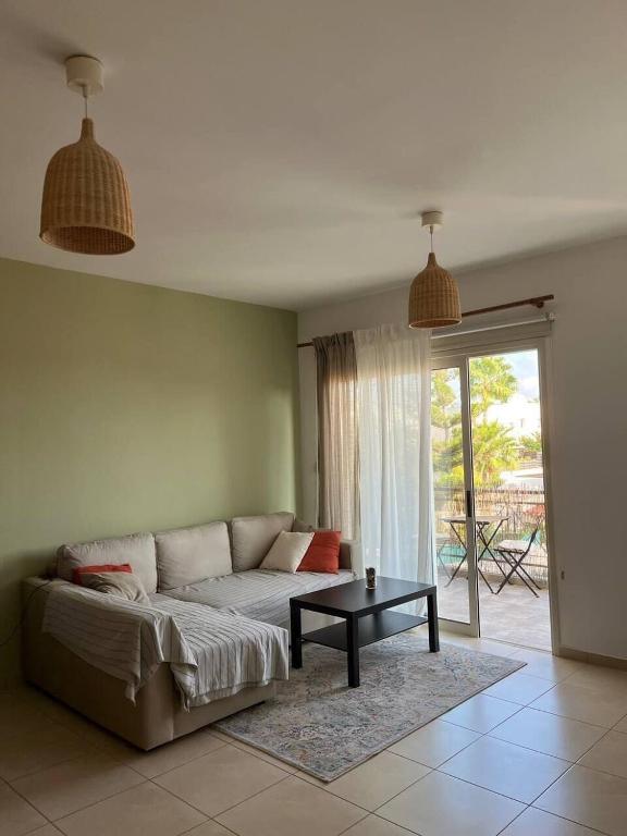 Limassol Star Complex Seaview Apartment, Lemesos