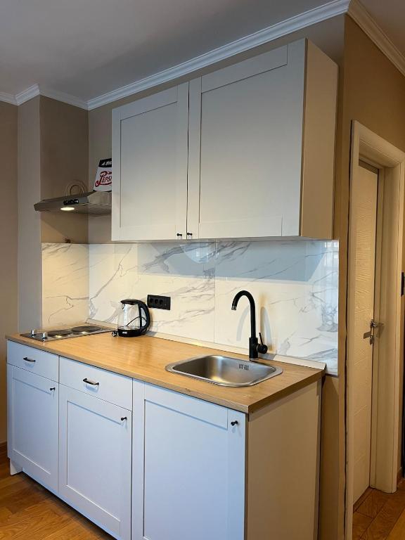 City Centre Apartment 3 - 4