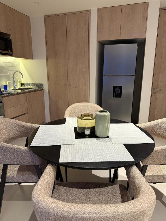 Stylish New Loft in Financial Zone and Downtown - 4