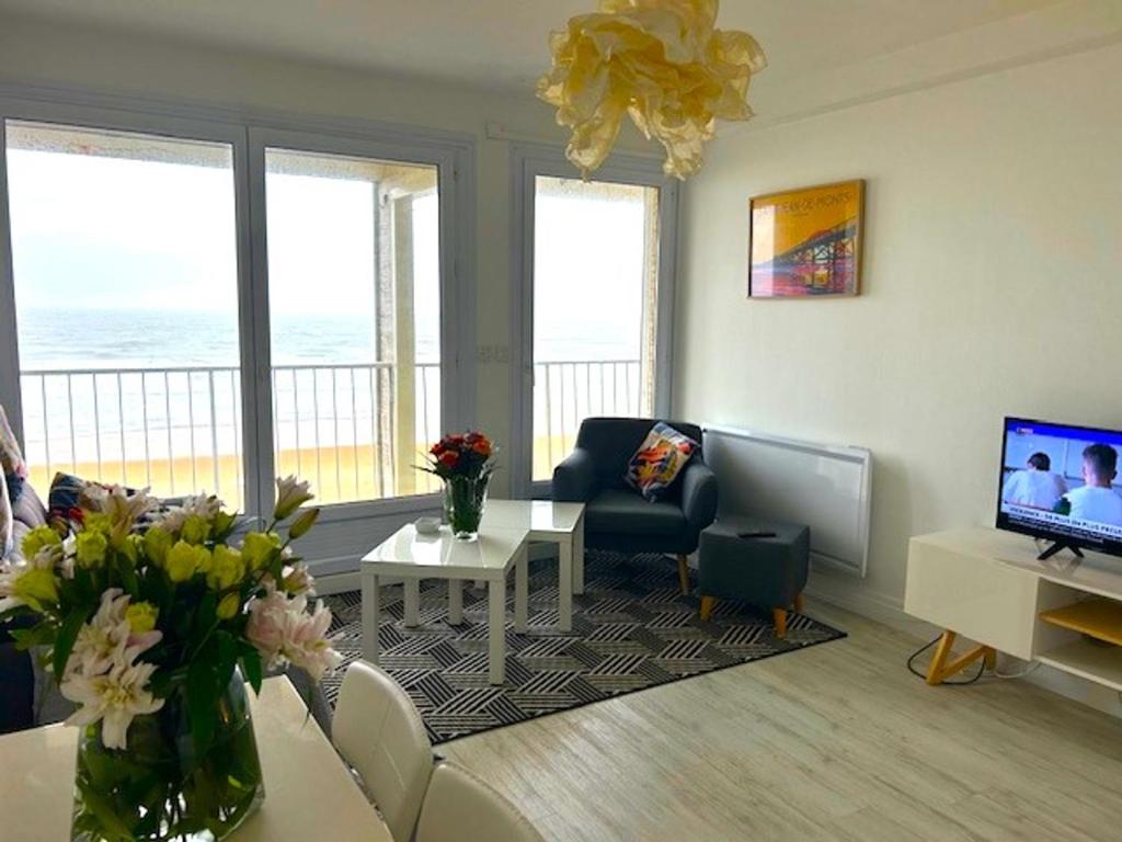 Appartement lumineux 2 chambres face mer à Saint-Jean-de-Monts - FR-1-652-54 - 2