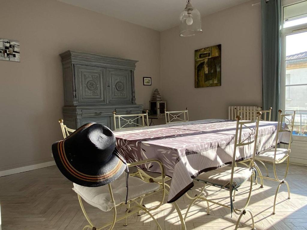Charmant appartement lumineux et spacieux au centre de Royan - FR-1-738-44 - 2