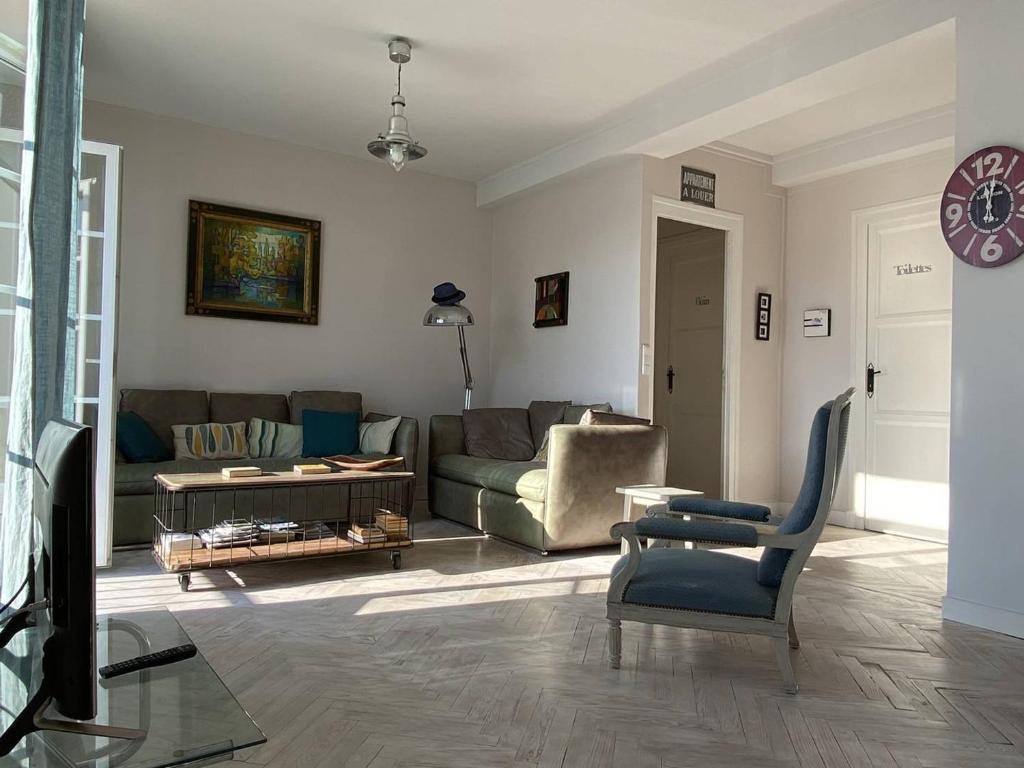 Charmant appartement lumineux et spacieux au centre de Royan - FR-1-738-44 - 3