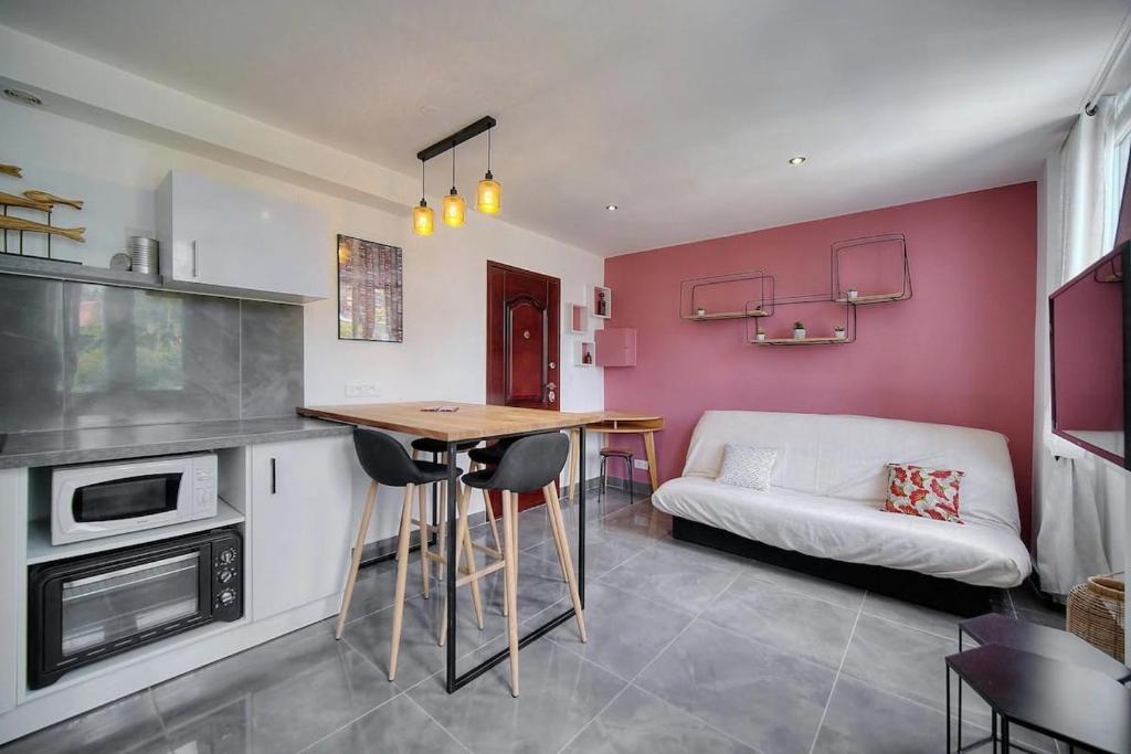App. Suzette Duplex - 500m FROM THE BEACH, Cannes