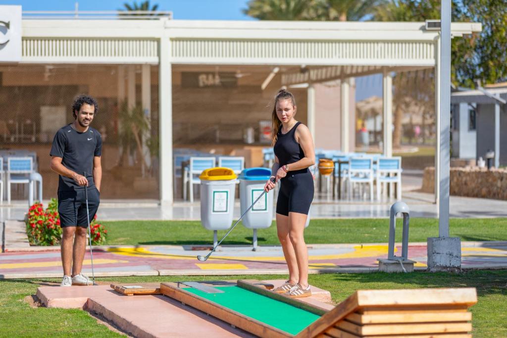 Golf course [on-site]