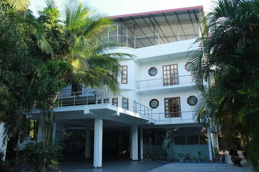 Ananthi HOTELS, hotel v destinaci Vavuniya