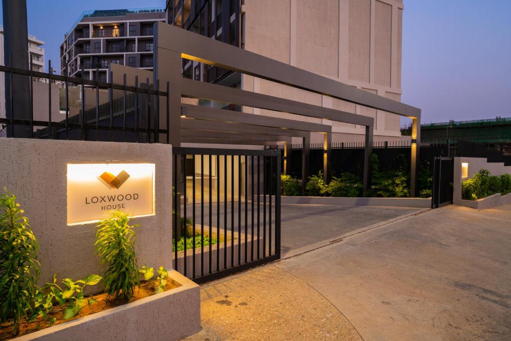 Luxury Studio at Loxwood House, Accra