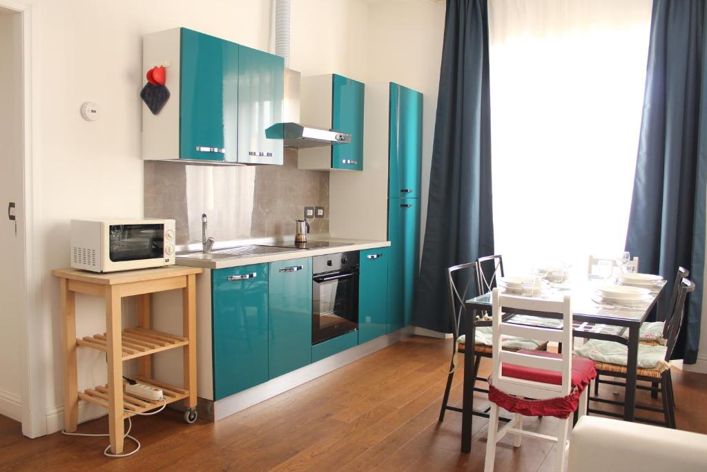 Art Apartment stazione A, Florencie