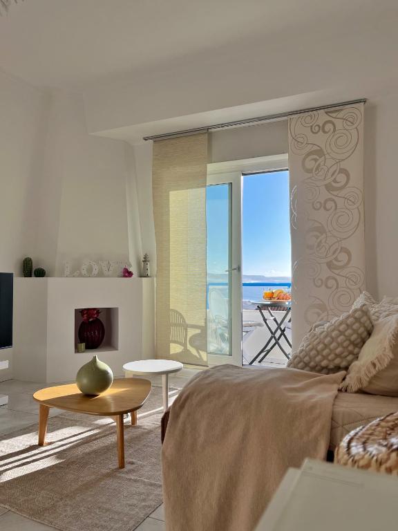 LightHouse - Rest, Love and Dream, Nazaré