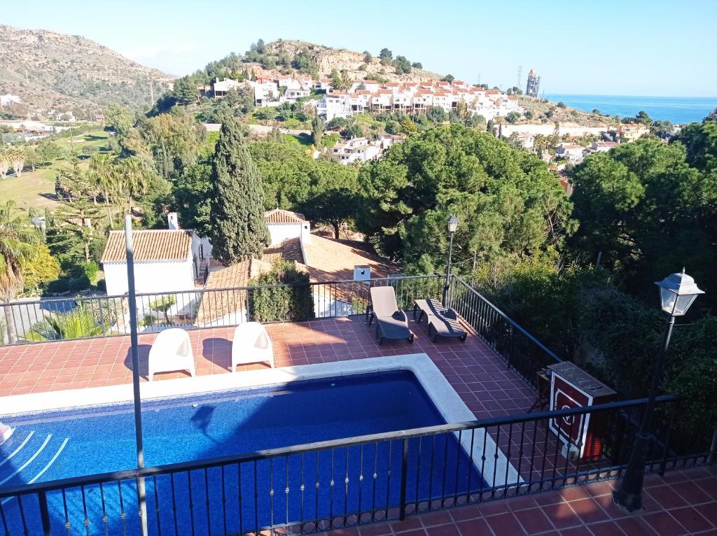 Apartamento en Villa con Piscina - 2