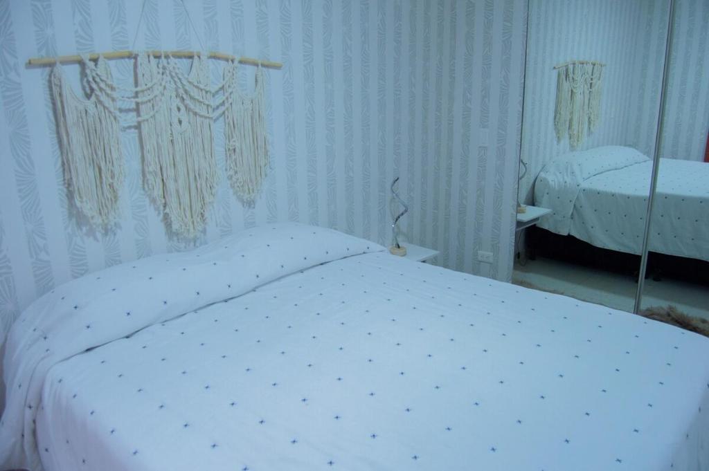 Comodo y moderno apartamento en Medellin - 2