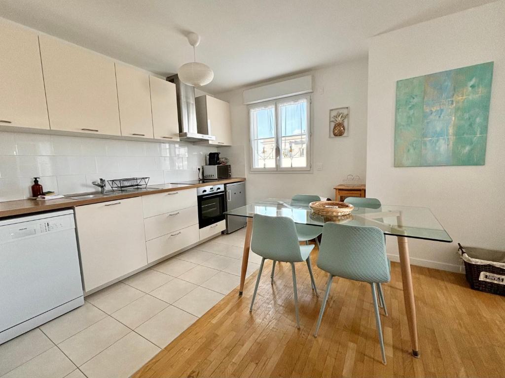 Modern Apartment Near Disneyland Paris - 4