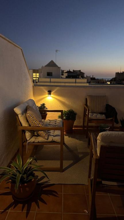 Torrecilla Penthouse with private roof terrace in central Nerja close to the sea - 4