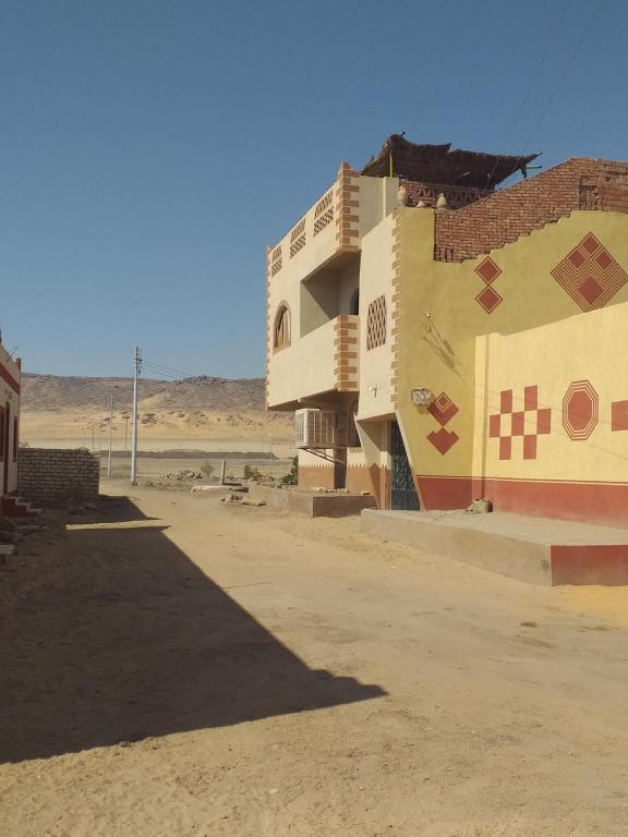 Mourad morsy مراد, Naj‘ al Madābb