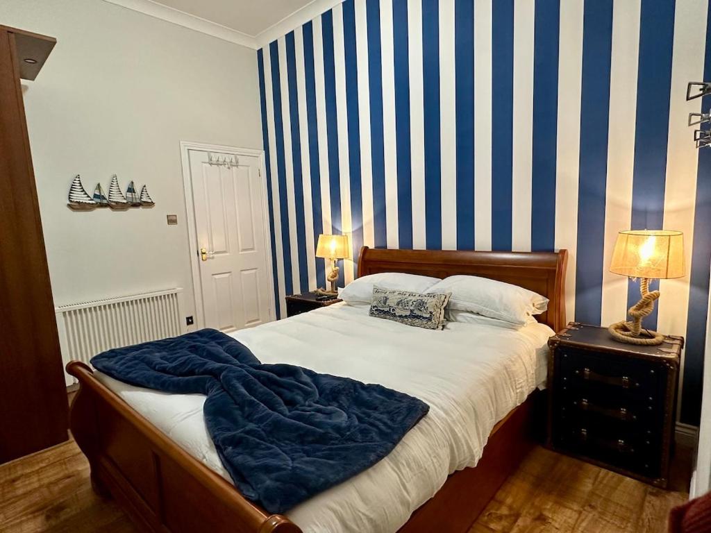 Sea Ayr - City Centre Apartment, Ayr