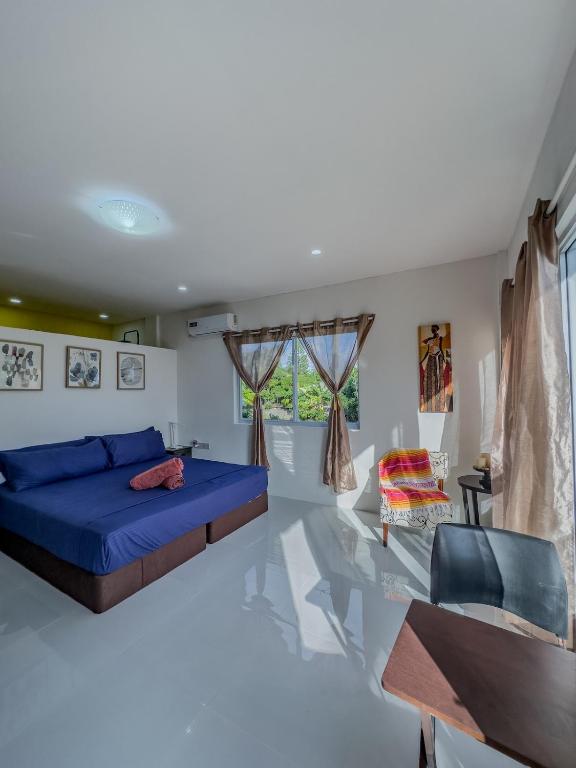 The Local Experience - Kalbas Suite, Choiseul