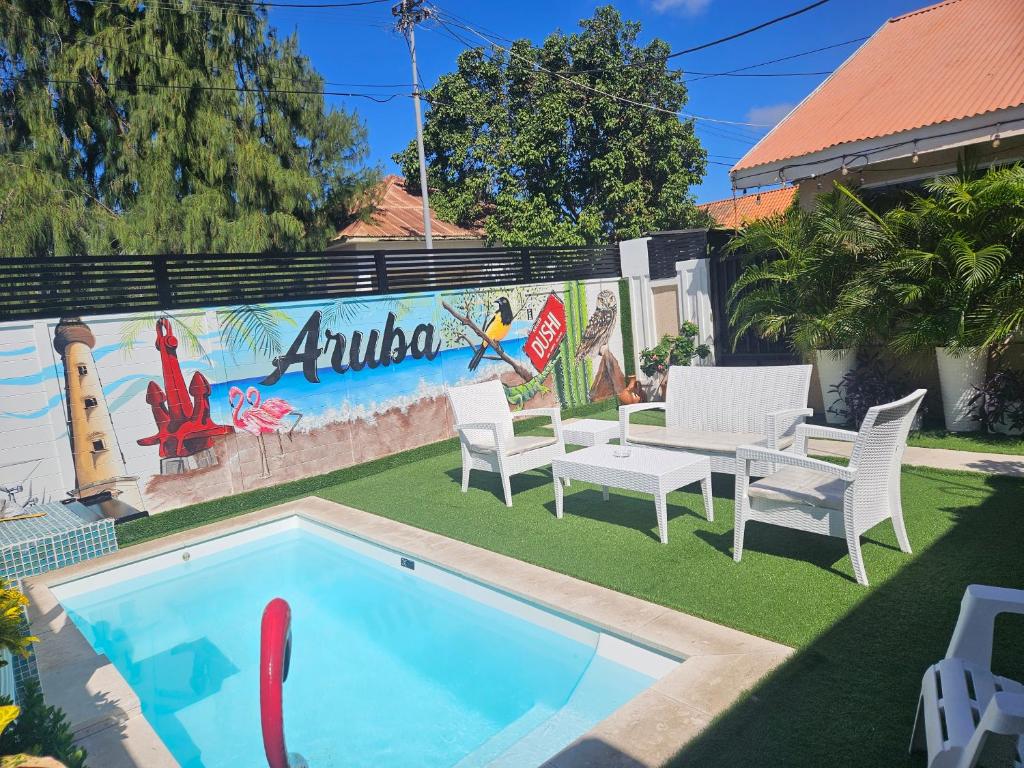 Jazmin's Apartment, Oranjestad