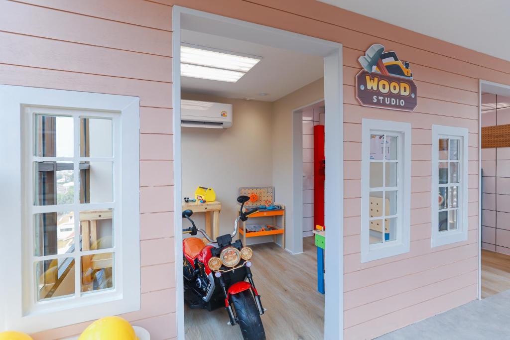 Kid’s club