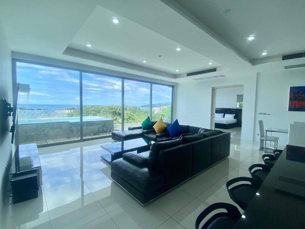 The View Condominium 360 m2 Sea View Penthouse, Kata pláž