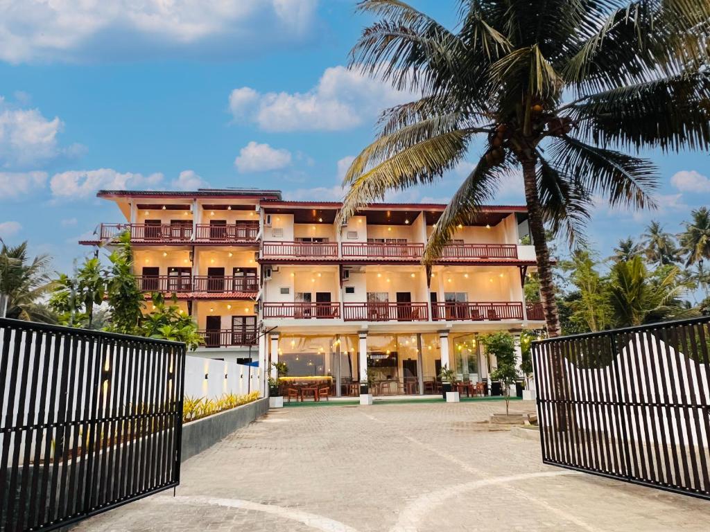 Talalla Breeze, Talalla South