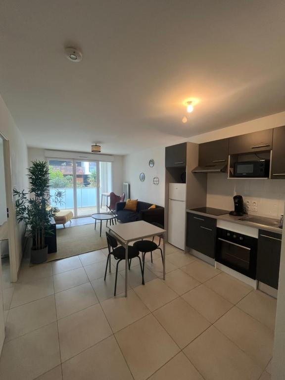 Joli T2 Terrasse Parking privé Confort - Maconciergerie34 - 1